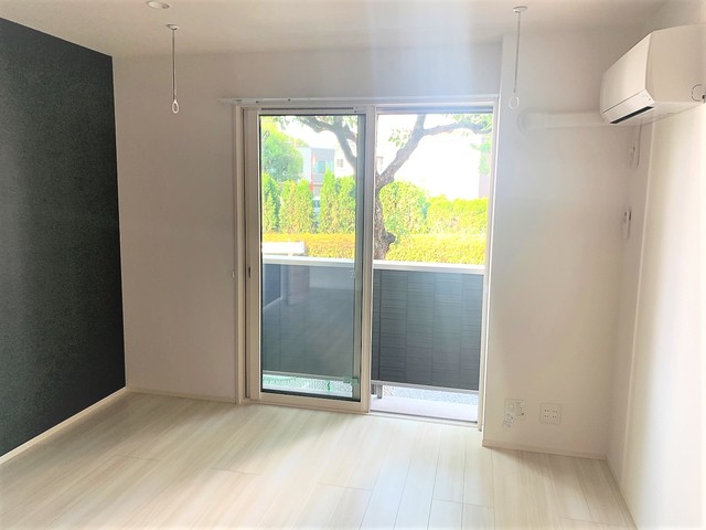 居室・リビング　同施工会社参考写真です