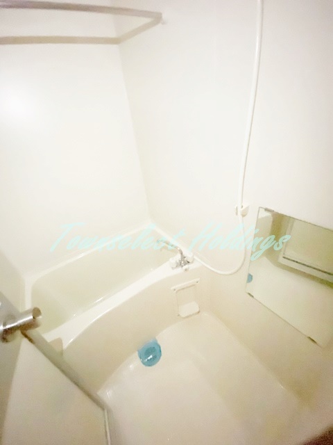 バス・シャワールーム　清潔感のあるお風呂です♪