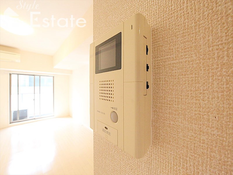 セキュリティ　モニター付きインターホン