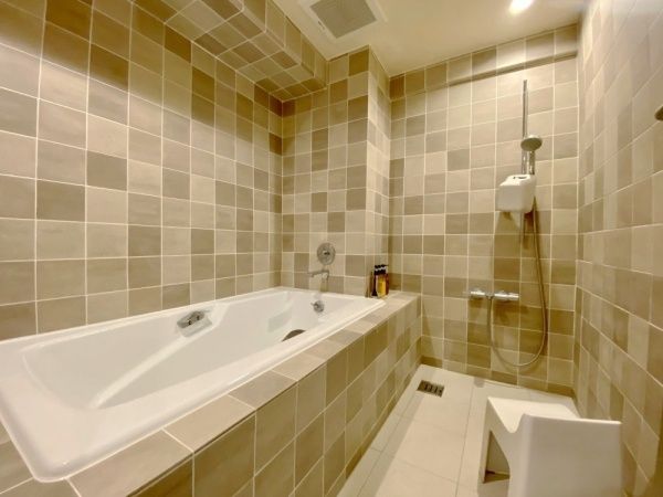 バス・シャワールーム　＊同建物　参考画像