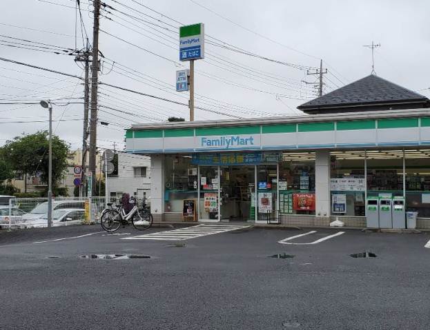 コンビニ　ファミリーマート（コンビニ）まで202m