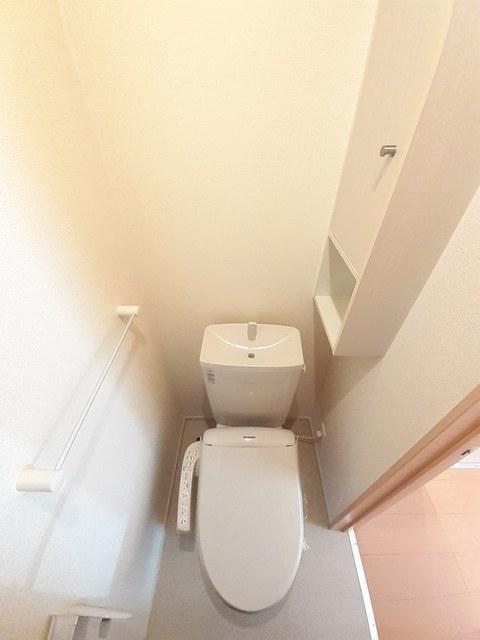 トイレ　トイレ