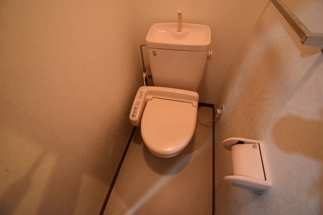 トイレ　トイレもきれいです