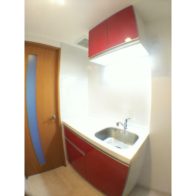 キッチン　広角レンズで撮影