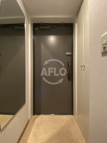 玄関　フロンティアタワー九条I　玄関