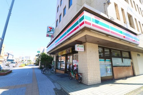 コンビニ　セブンイレブン 浦安猫実2丁目店（コンビニ）まで196m