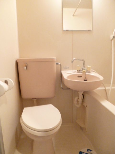 トイレ　お部屋探しは株式会社　タウンハウジング　までお気軽にお問合…