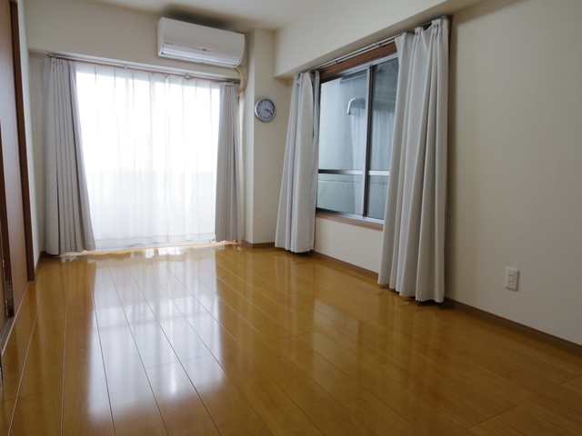 居室・リビング　同タイプ別フロア