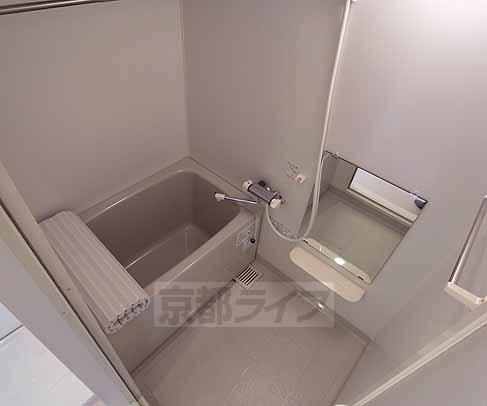 バス・シャワールーム　浴室乾燥機付きバス