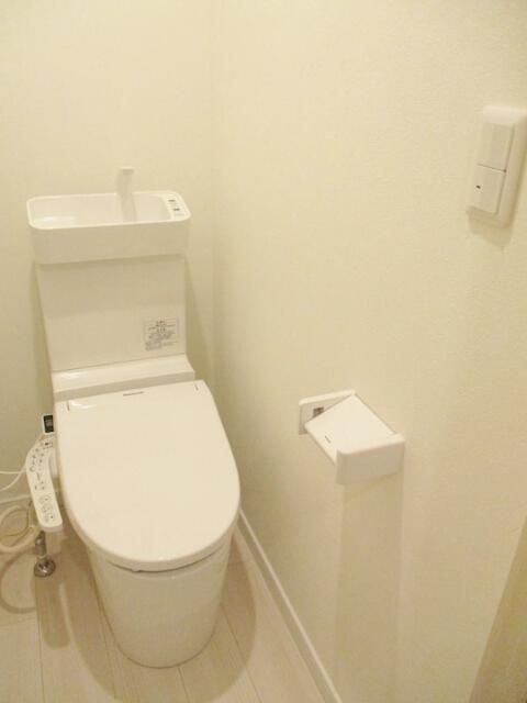 トイレ　ゆったりとした空間のトイレです