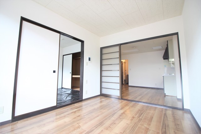 居室・リビング　※別号室同仕様