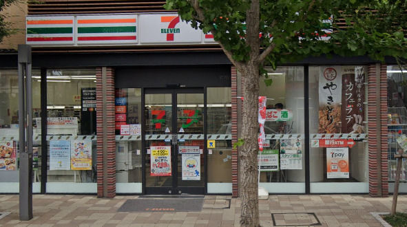 コンビニ　セブンイレブン 横浜日ノ出町駅前店（コンビニ）まで212m