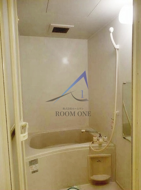 バス・シャワールーム　お風呂です。