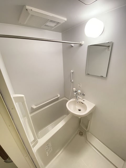 バス・シャワールーム　日々の暮らしに欠かせないお風呂です