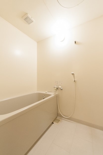 バス・シャワールーム　一日の疲れを癒しましょう