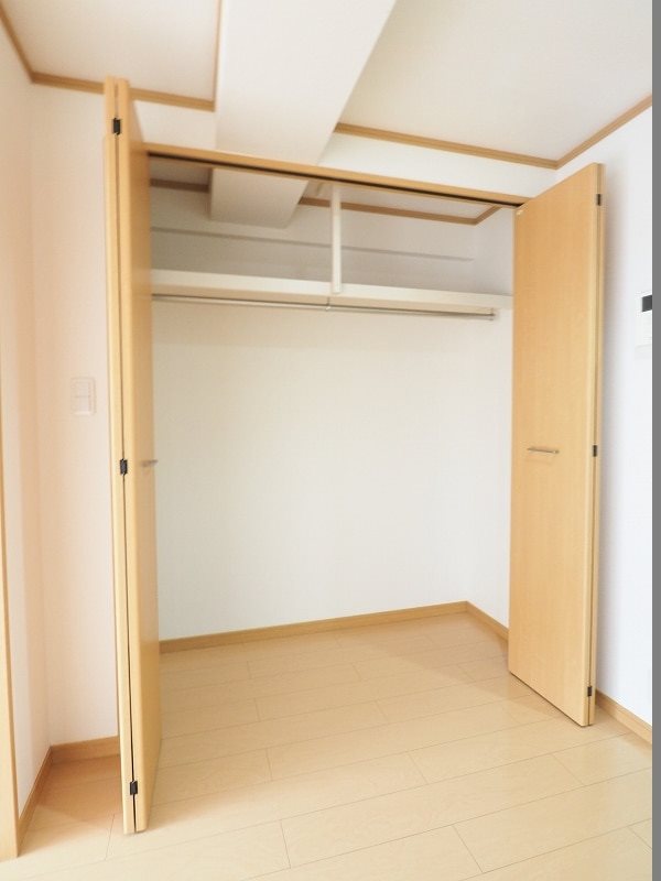収納　※別号室の写真です。