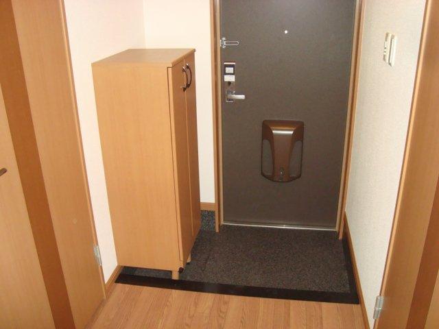 玄関　玄関（イメージ）