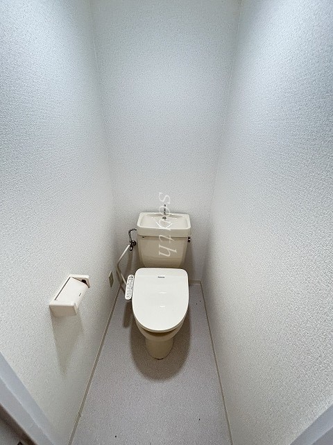 トイレ　ウォシュレット付きのトイレ