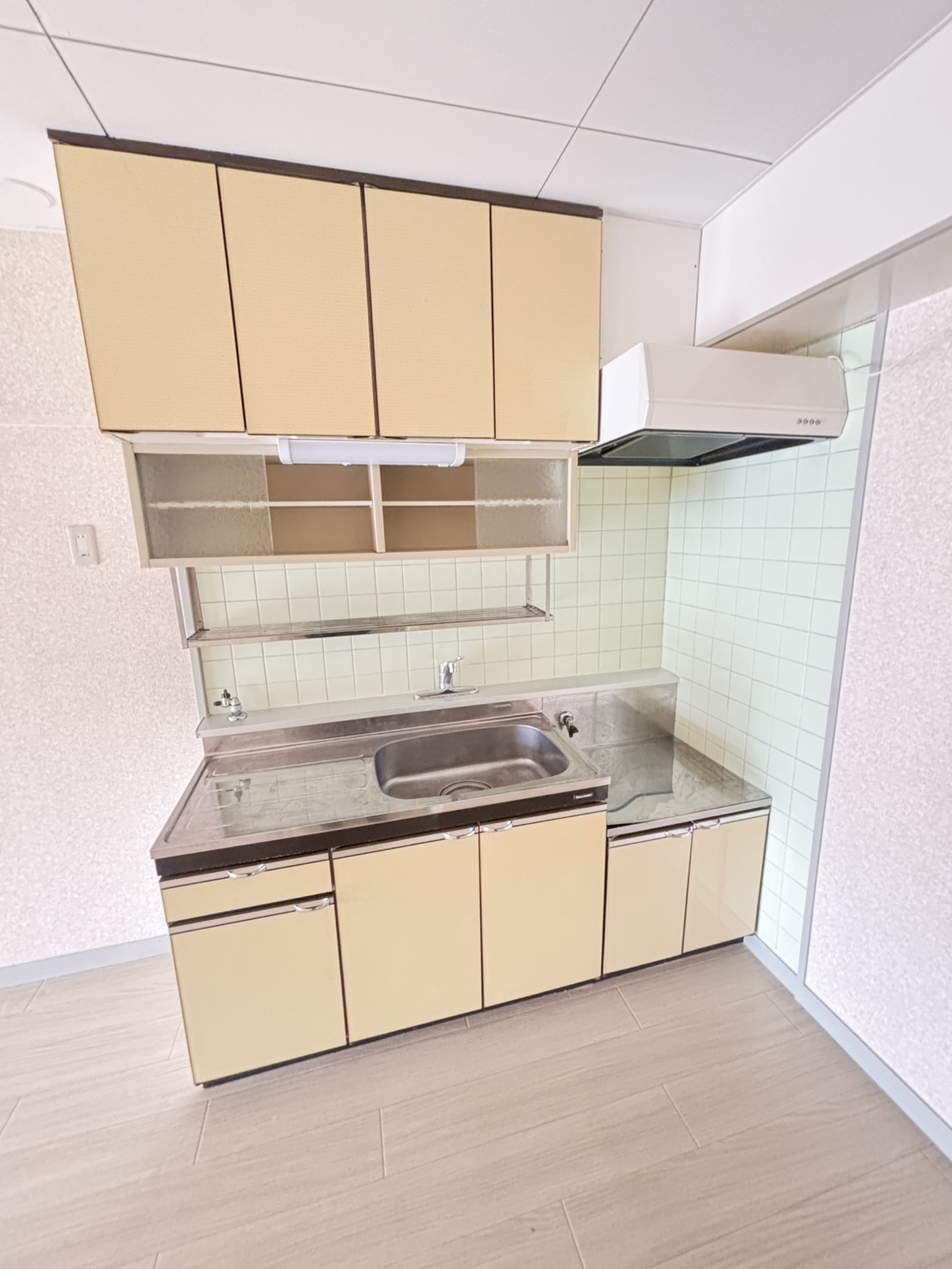 キッチン　※他号室