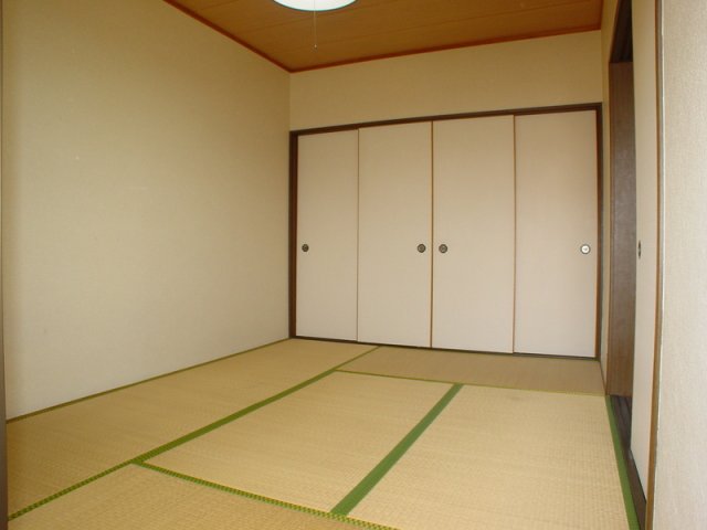 その他部屋・スペース　くつろげる和室！