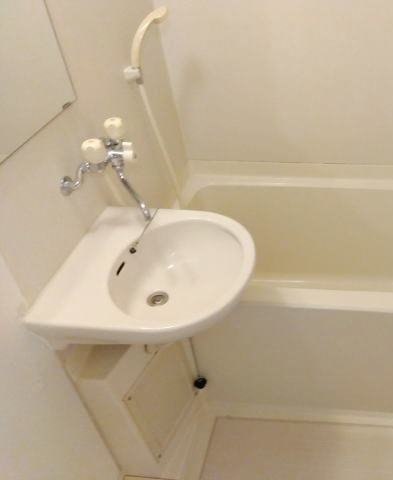 洗面設備　同仕様