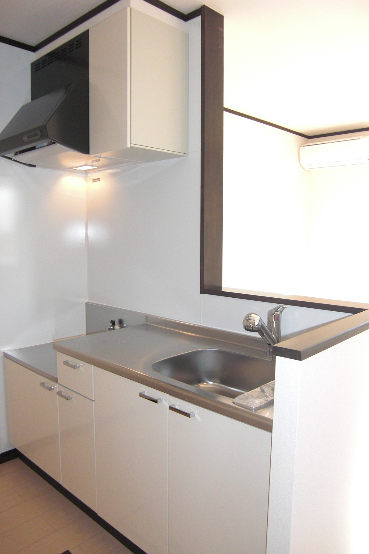 キッチン　人気のカウンタータイプ！ガスコンロ対応です。