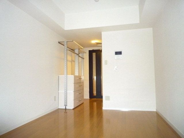 居室・リビング　★洋室２★