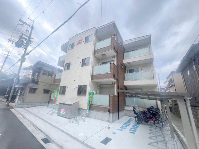 建物外観　綺麗な外観の素敵なお部屋があなたを待っています。