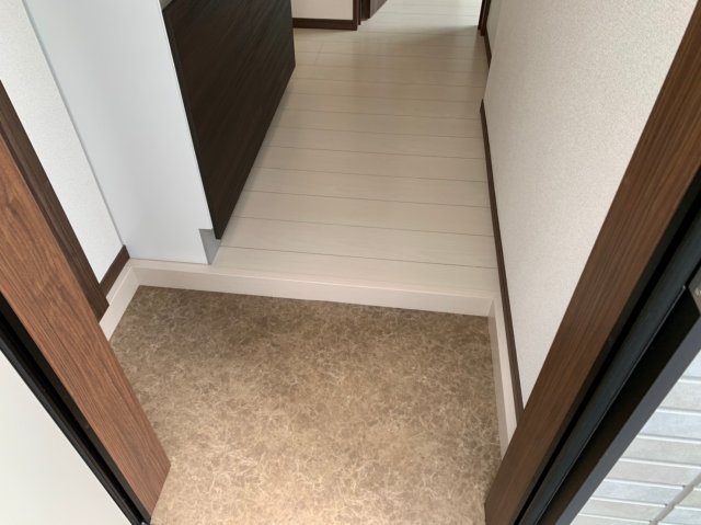 玄関　別部屋写真参考