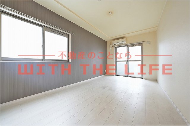 居室・リビング　使いやすい居間です