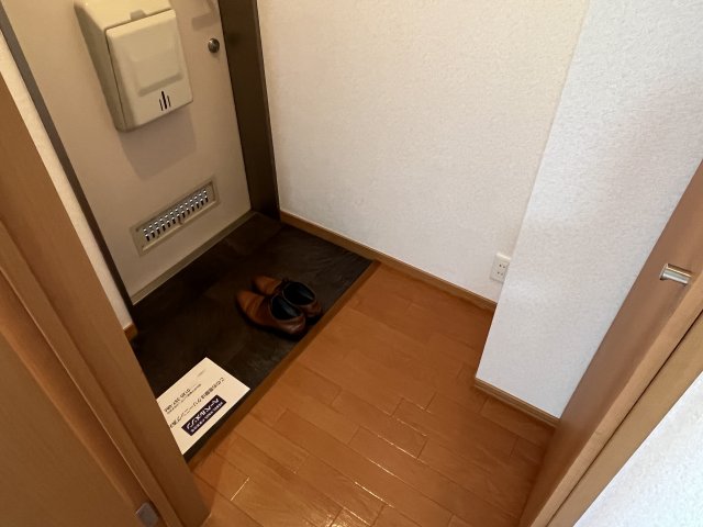 玄関　同建物別室参考写真