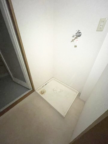 その他設備　イメージとして同建物他部屋を表示しています