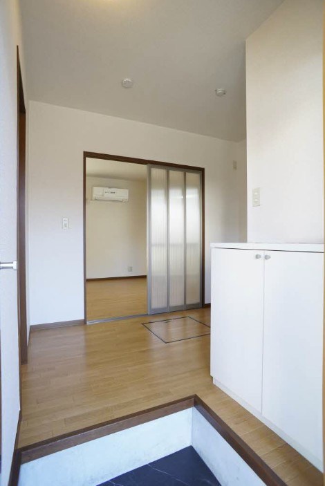玄関　※同物件別部屋参照※