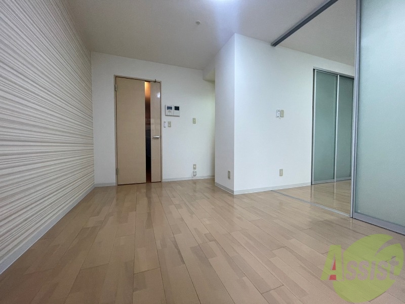 居室・リビング　広くてキレイなお部屋が広がっていて、充実した生活が送れそう。