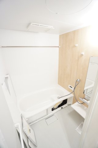 バス・シャワールーム　※同タイプの写真です。