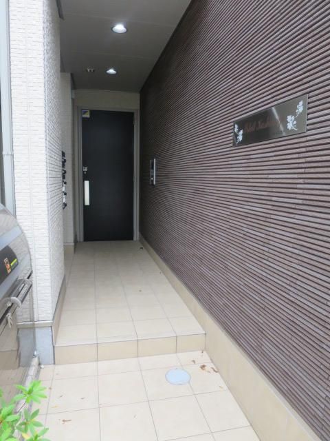 エントランス　エントランス