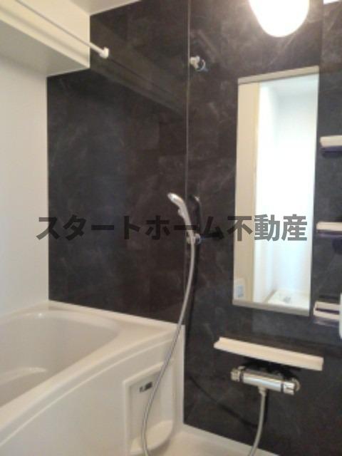 バス・シャワールーム　日々の疲れを癒すお風呂付です