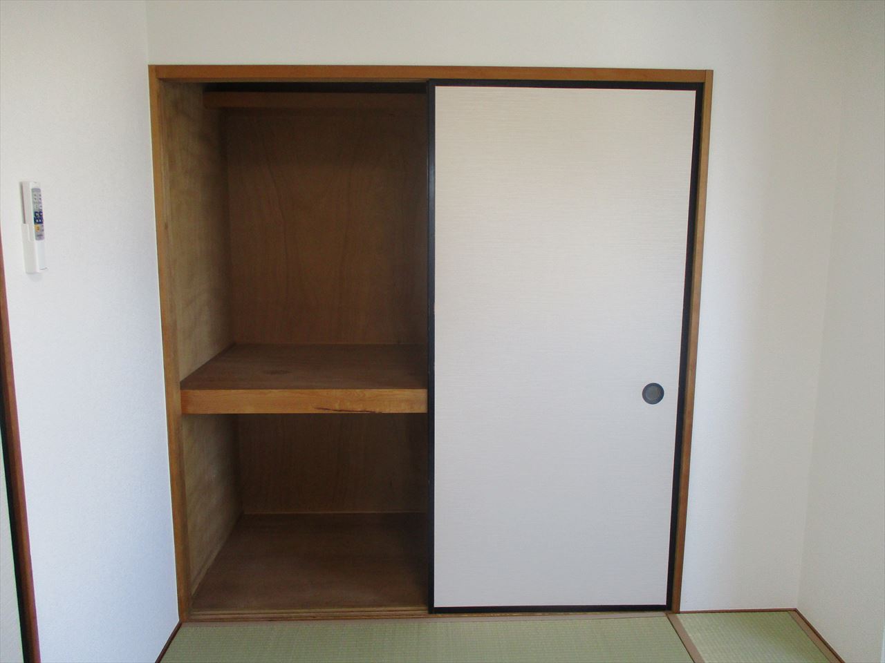 収納　グランドヒルズ小碓7番館