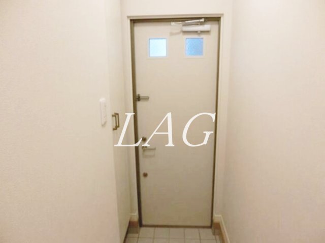 玄関　玄関です。