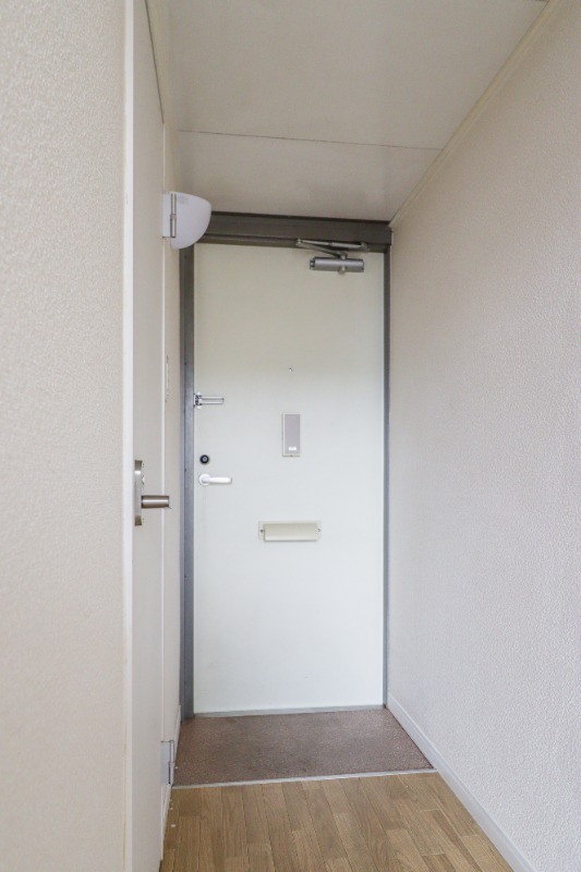 玄関　図面と現状に相違がある場合には現状を優先