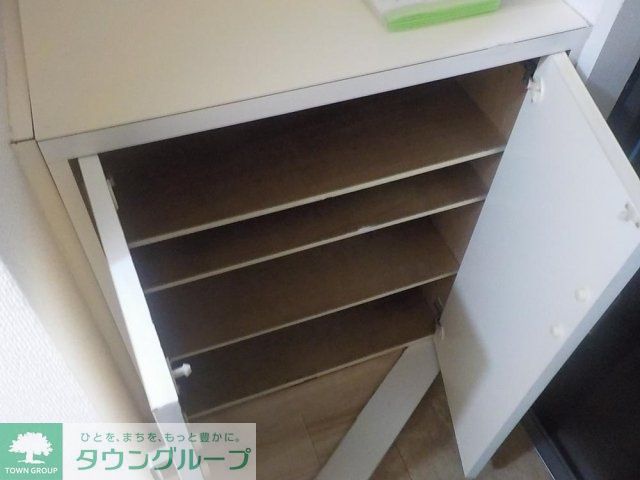 収納　靴入