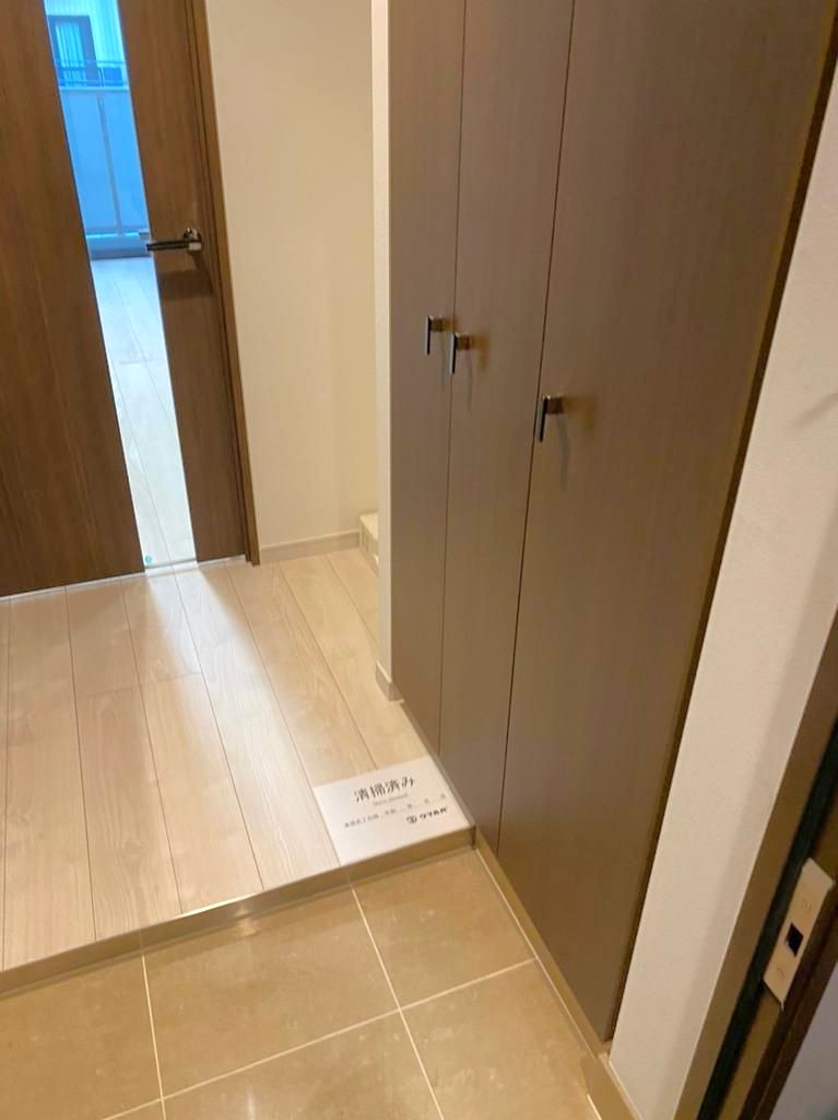 玄関　※別部屋参照