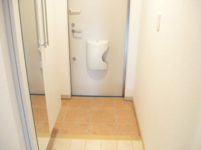 玄関　毎日通る玄関はこちらです