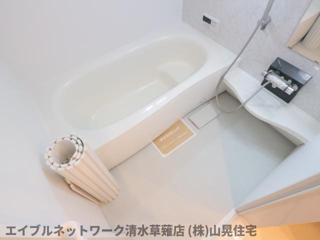 バス・シャワールーム　きれいなお風呂です