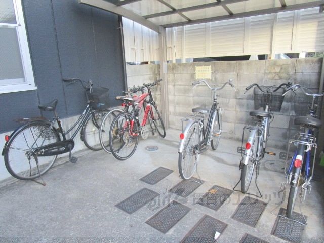 駐車場　駐輪場