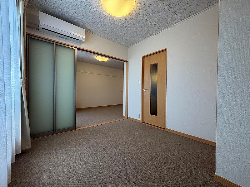 その他部屋・スペース　1階フローリング、2階カーペット使用です