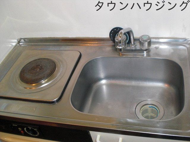 キッチン　電気コンロ