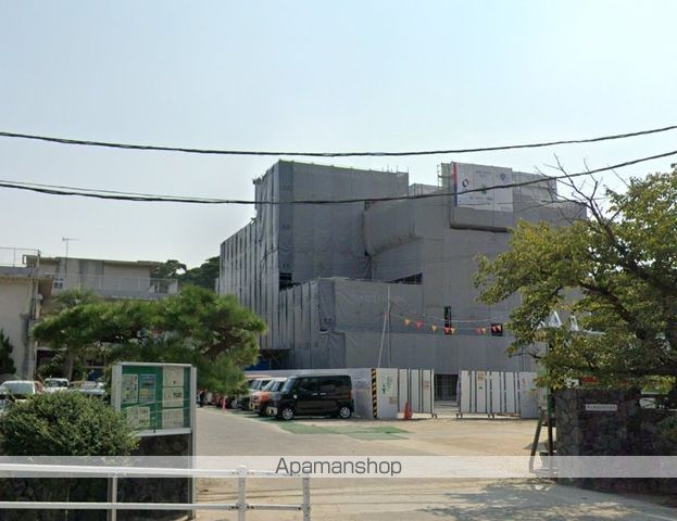 中学校　城北中学校（中学校）まで1279m