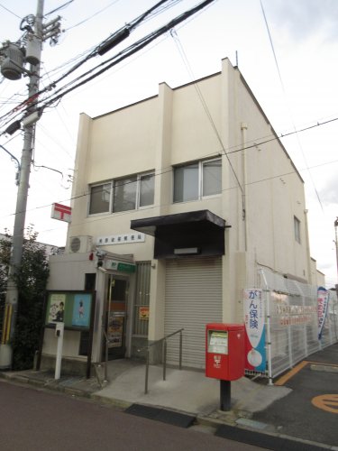 郵便局　美原余部郵便局（郵便局）まで592m