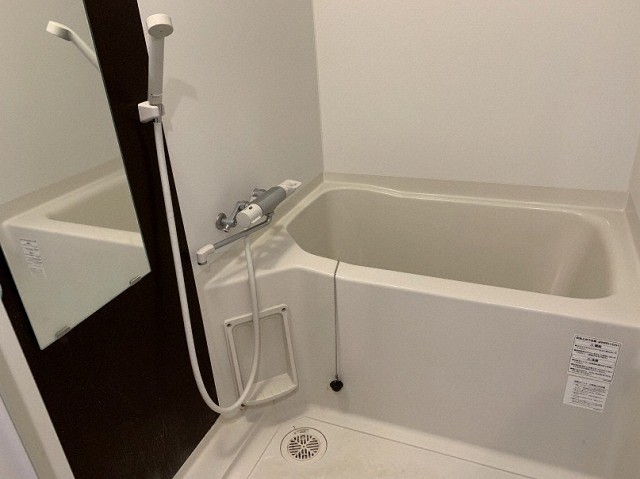 バス・シャワールーム　バスルームです♪
